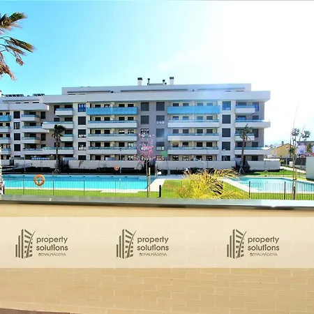 Apartamento Playa Los álamos - Segunda Línea De Playa - Piscina - Playa A 300 Metros - Parking Gratis - Excelente Conexión Wifi Torremolinos