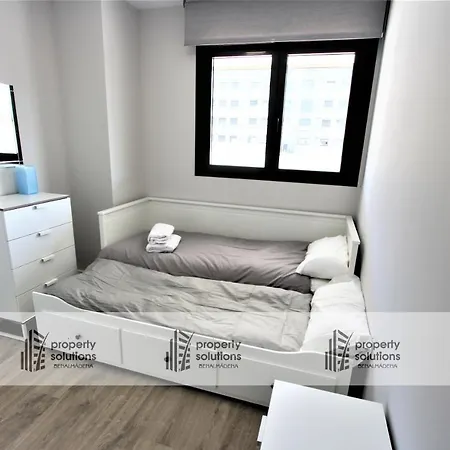 Apartamento Playa Los álamos - Segunda Línea De Playa - Piscina - Playa A 300 Metros - Parking Gratis - Excelente Conexión Wifi Torremolinos