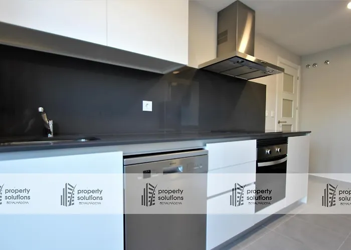 Apartamento Playa Los álamos - Segunda Línea De Playa - Piscina - Playa A 300 Metros - Parking Gratis - Excelente Conexión Wifi Torremolinos